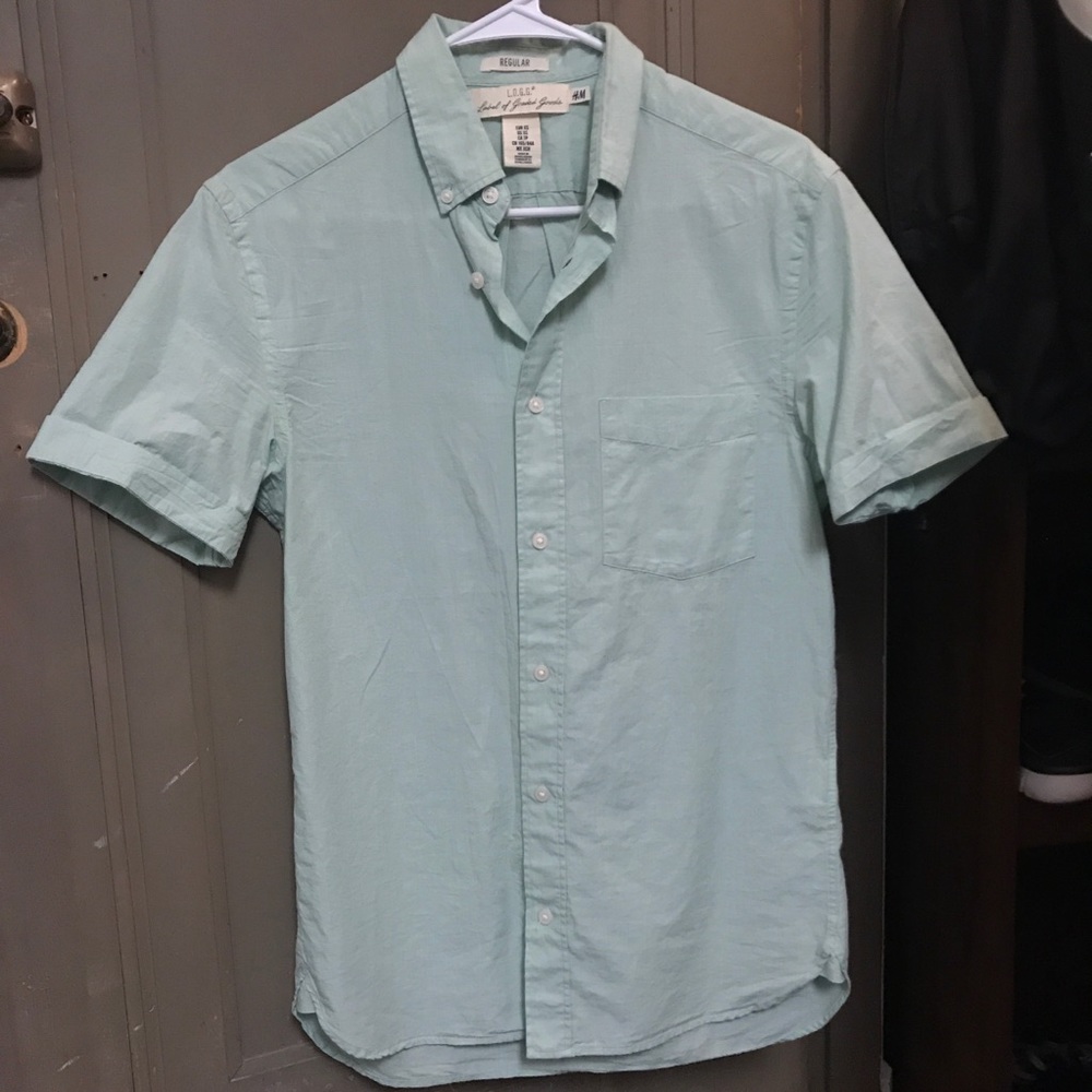 Casual short sleeve button down